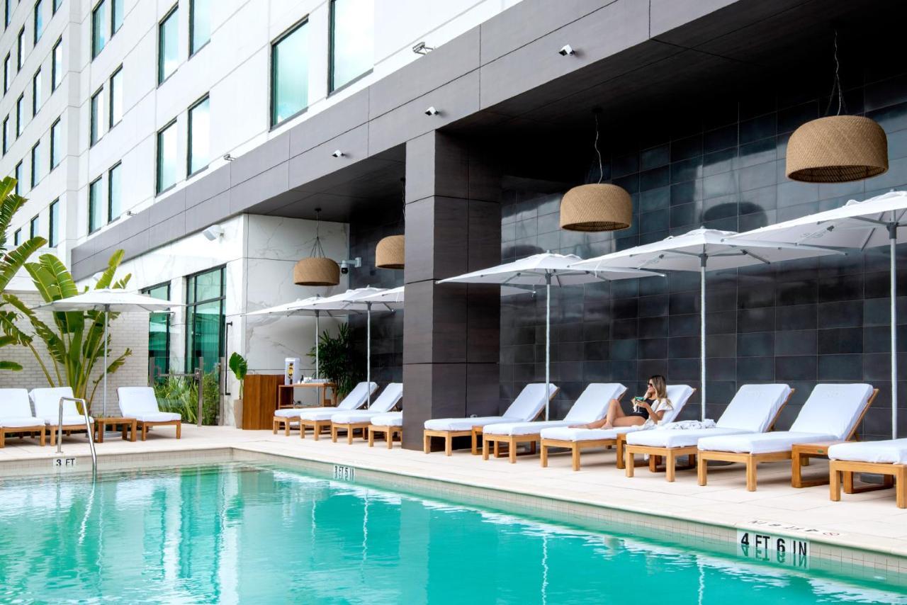Ette Luxury Hotel & Spa Four Corners Εξωτερικό φωτογραφία The pool at the W South Beach