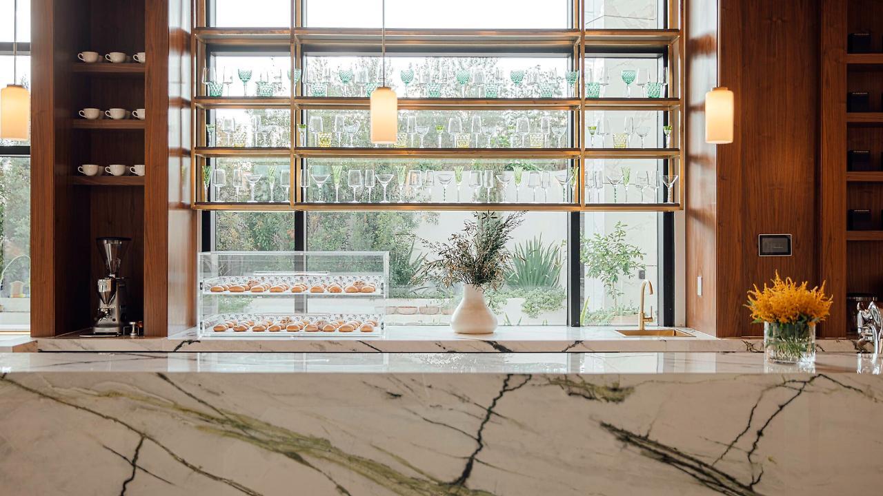 Ette Luxury Hotel & Spa Four Corners Εξωτερικό φωτογραφία Countertops made of Calacatta Gold