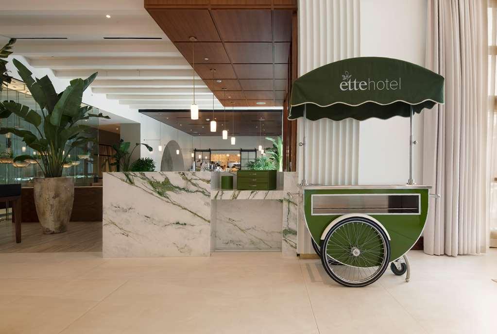 Ette Luxury Hotel & Spa Four Corners Εσωτερικό φωτογραφία A mobile coffee cart