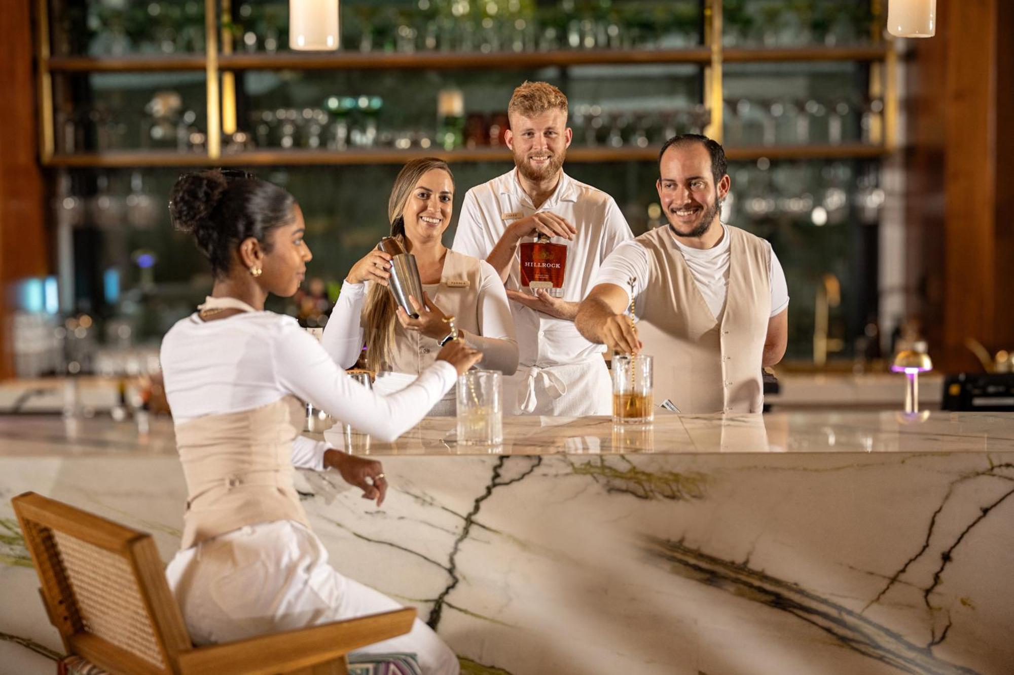 Ette Luxury Hotel & Spa Four Corners Εξωτερικό φωτογραφία The bar at the hotel